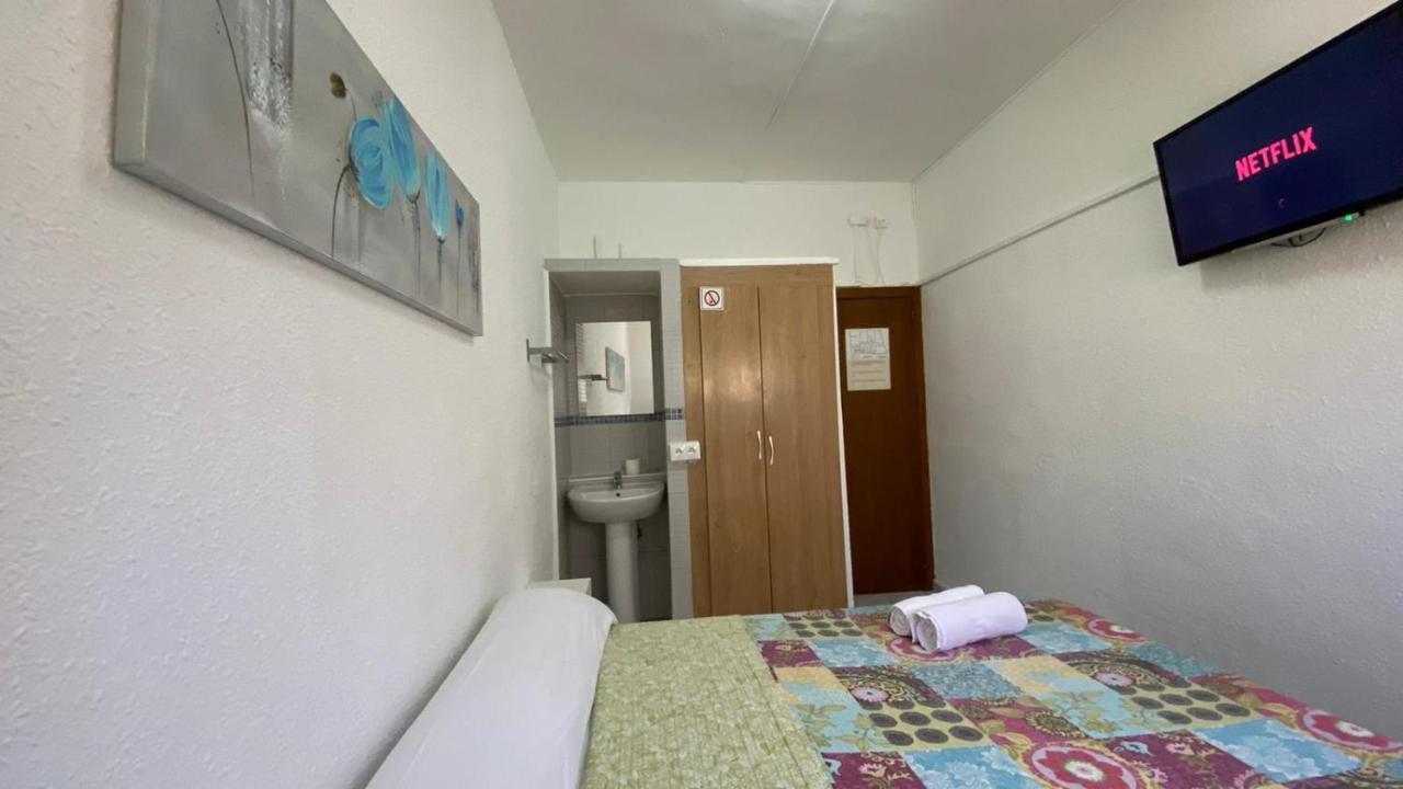 Los Alcores Hotel Torremolinos Bagian luar foto