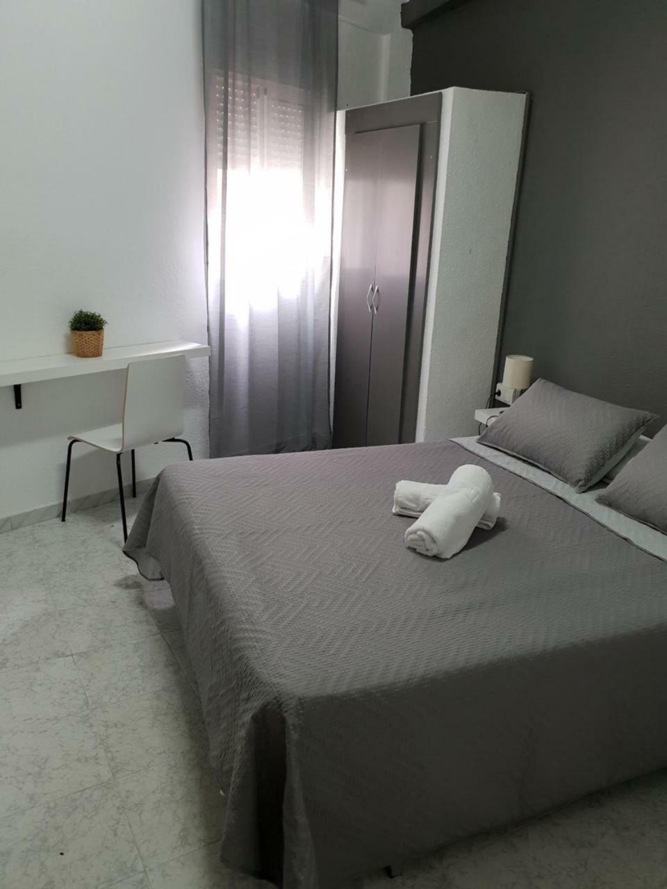 Los Alcores Hotel Torremolinos Bagian luar foto
